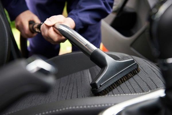 Tại sao nên dọn nội thất của ô tô