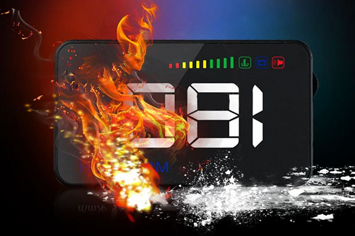 HUD A500 được thiết kế đẹp mắt, chắc chắn và bền bỉ